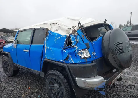 2007 Toyota Fj Cruiser z USA, uszkodzony, nr VIN JTEBU11F170086916